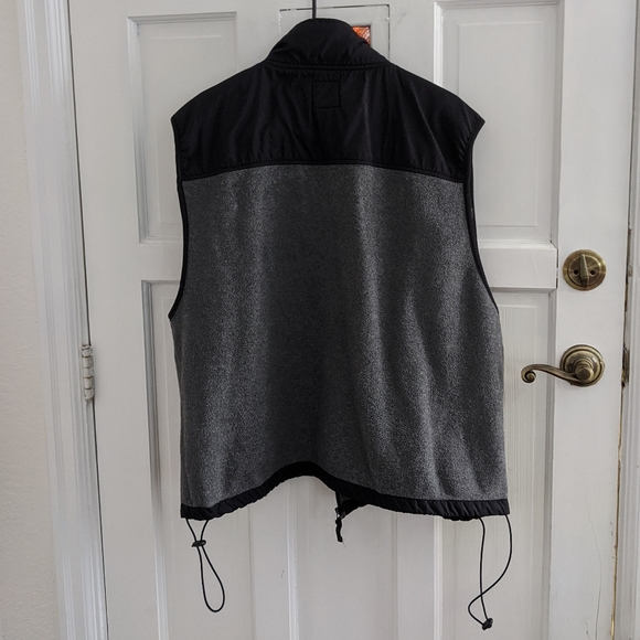 Faded Glory Fleece Zippered Vest - Picture 2 of 4